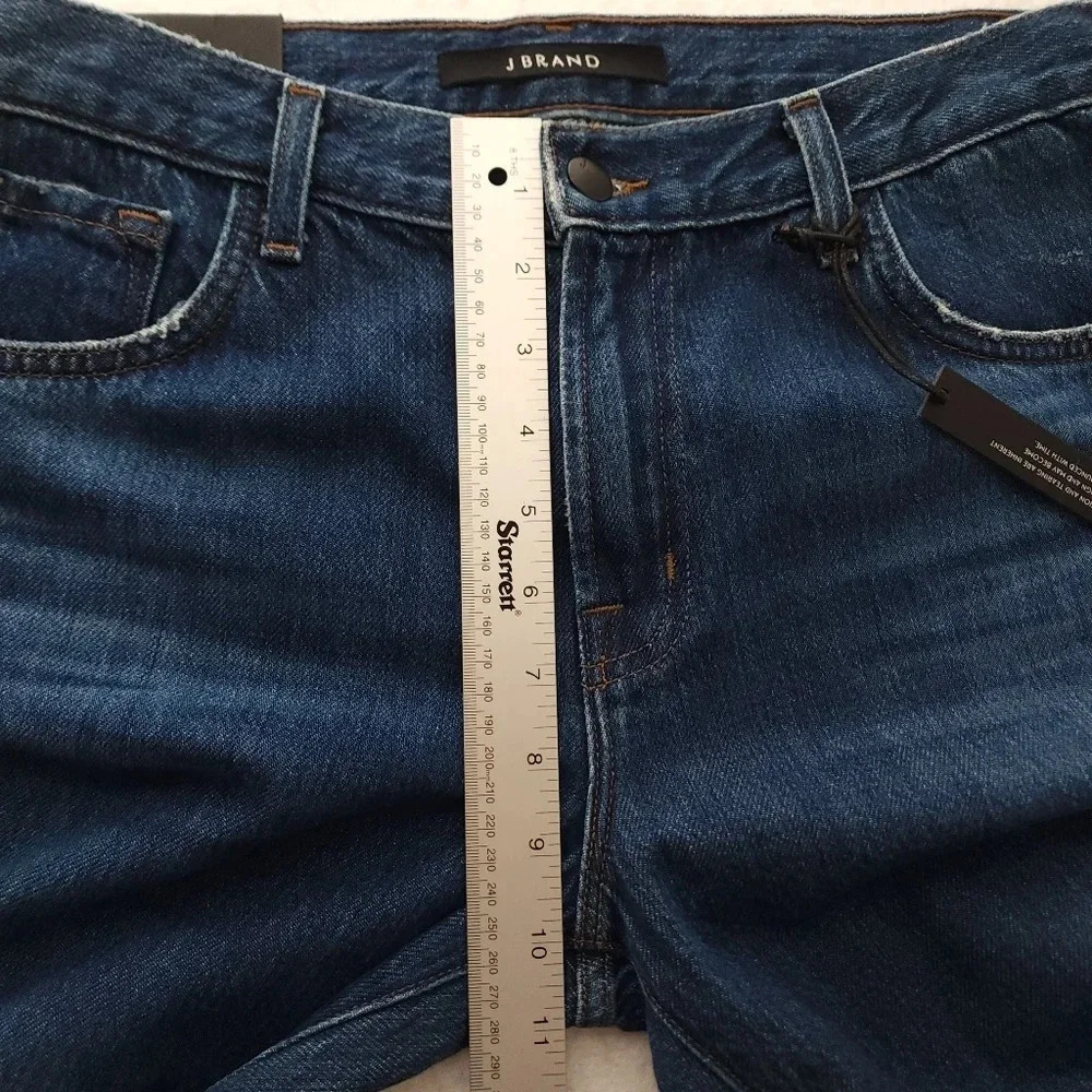 J Brand Johnny Mid-Rise Boy Fit Jeans - Picture 8 of 9